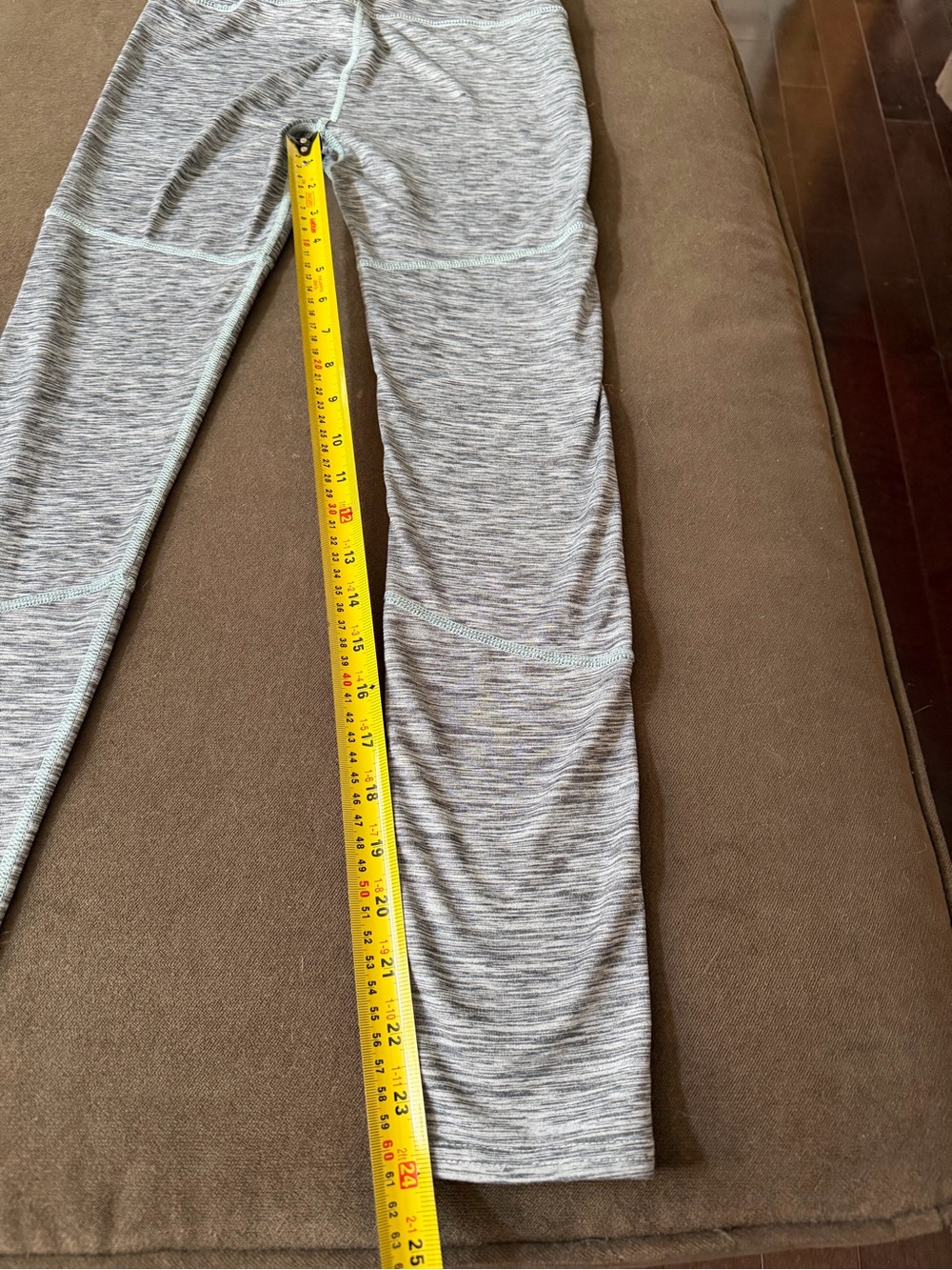 Roots Grey Space-Dyed Leggings with Mint Accents - Picture 4 of 6